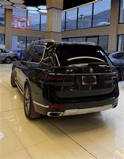 بي ام دبليو X7